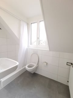 Premiers 2 mois GRATUITS! Jolie appartement de 1.5 pièces au plein centre de Delémont 9