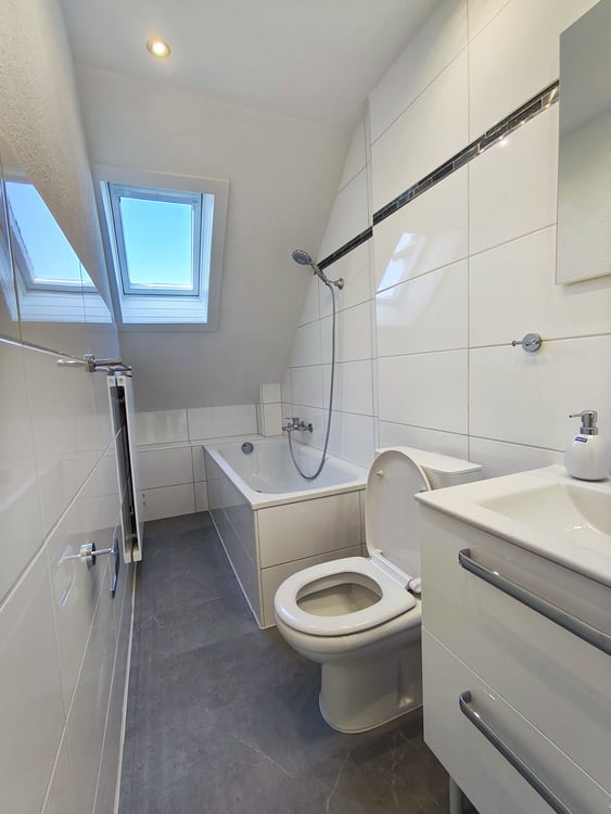 Premiers 2 mois GRATUITS! Jolie appartement de 1.5 pièces au plein centre de Delémont 12