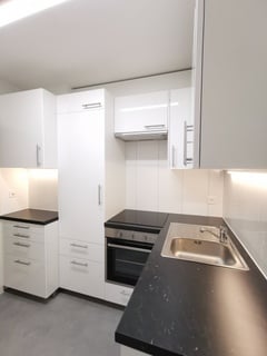 Premiers 2 mois GRATUITS! Jolie appartement de 1.5 pièces au plein centre de Delémont 3