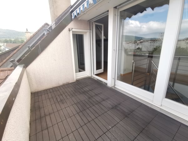 Premiers 2 mois GRATUITS! Jolie appartement de 1.5 pièces au plein centre de Delémont 25