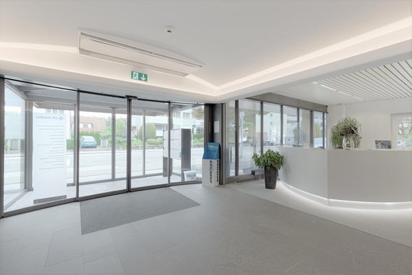 Helle Büroräumlichkeiten mit flexibler Raumaufteilung 2