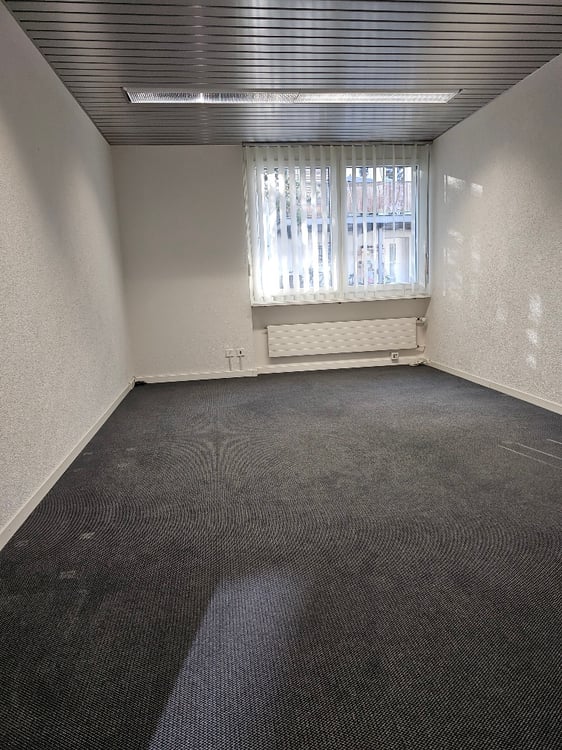 120 m2 sehr schöne Büroräume an bester Lage im Zentrum 9