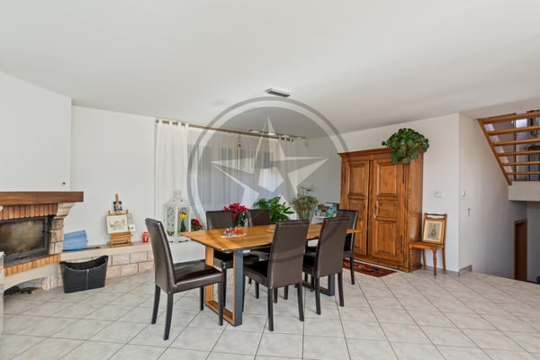 Spacieuse propriété comprenant 2 appartements et un atelier artisanal 7