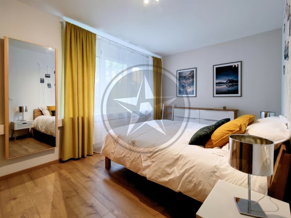 Spacieuse propriété comprenant 2 appartements et un atelier artisanal 12