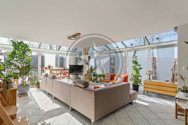 Spacieuse propriété comprenant 2 appartements et un atelier artisanal 6