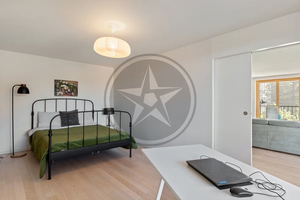 Spacieux appartement traversant de 3,5 pièces avec grand balcon 9
