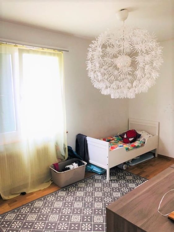 2-Zimmerwohnung - Balkon mit Blick auf den Niesen 6