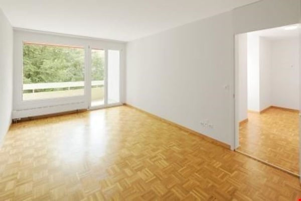 schöne 5-Zimmerwohnung im Hochparterre 8