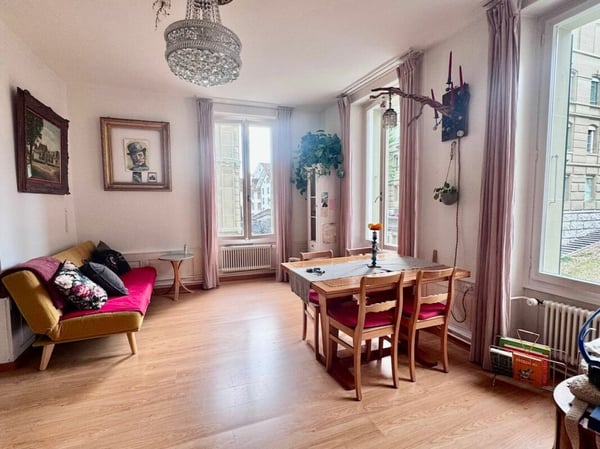 4 1/4-Zimmerwohnung mit Balkon 5