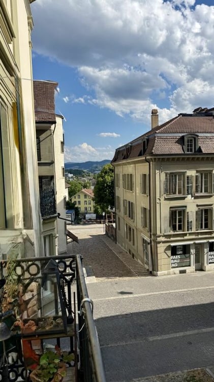 4 1/4-Zimmerwohnung mit Balkon 12