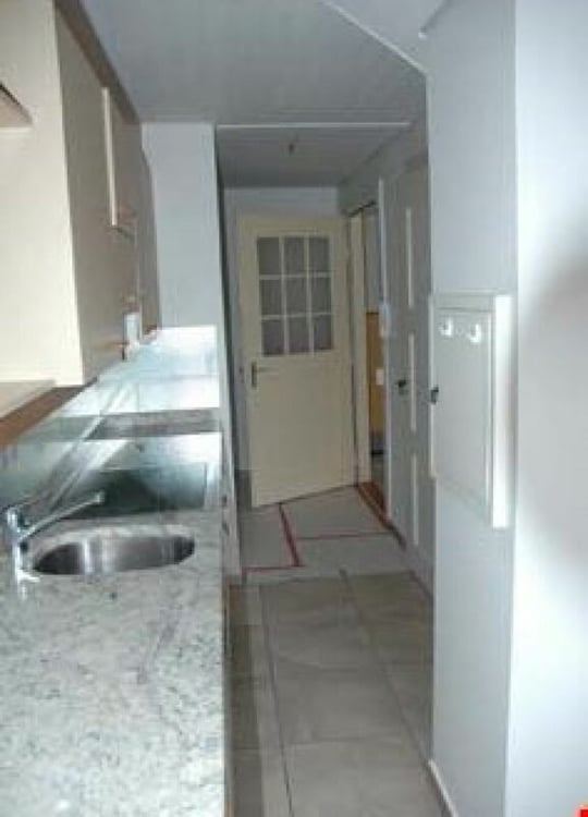 2 1/2-Zimmer-Dachwohnung mit schöner Aussicht 6
