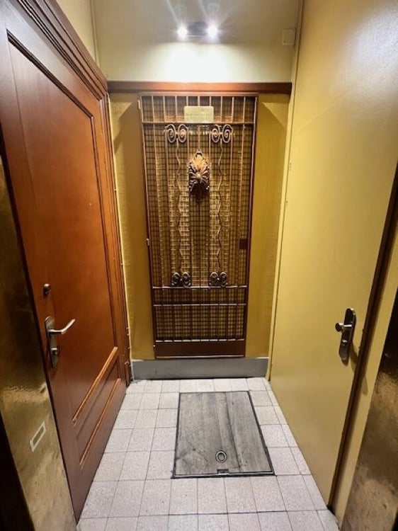Büroräumlichkeiten, 5. OG - 107 m2 mit Lift 12