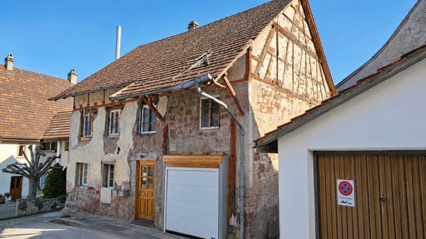 Einfamilienhaus in Schleitheim mit viel Potential 1