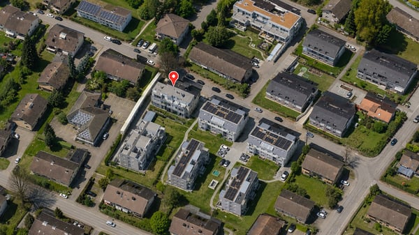 Charmante 4.5-Zimmer-Maisonette-Wohnung in Kloten 1