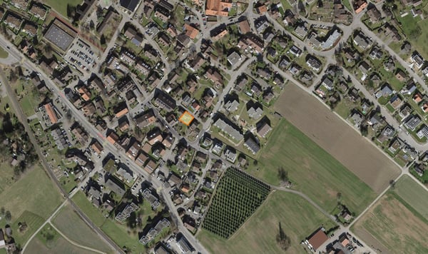 Einfamilienhaus in Pfäffikon ZH – Idyllisches Wohnen im Grünen 3
