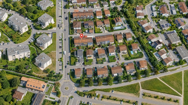 Einfamilienhaus an ruhiger Lage in Bulle 1