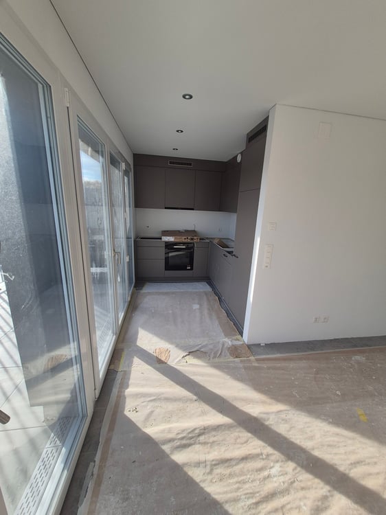 neu erstellte 1.5 Attika Wohnung mit toller Terrasse mit Weitsicht 4