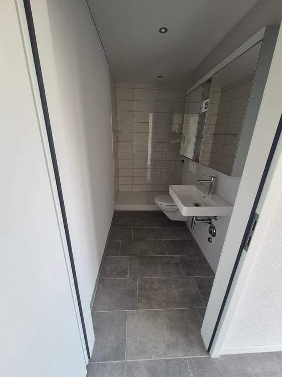 neu erstellte 1.5 Attika Wohnung mit toller Terrasse mit Weitsicht 6