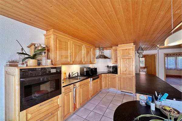 Grosszügige Maisonettewohnung im sonnigen Simmental, 10 Minuten von Spiez 4