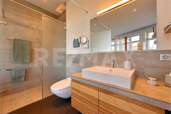 Exklusive Loftwohnung - Direkt an der Aare 10