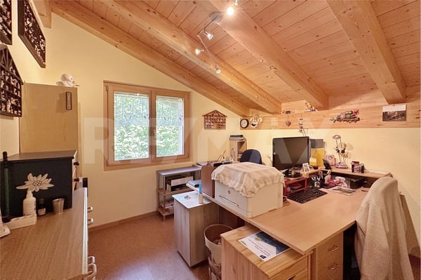 Viel Haus fürs Geld - 7½ Zimmer mit Nebengebäude, nur 17 km von Spiez 10
