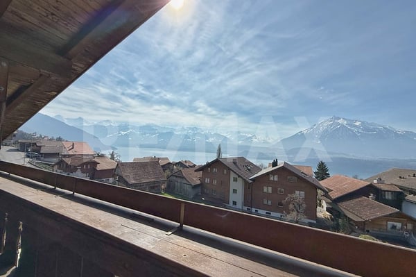 Ein Bijou mit See- und Bergsicht 4