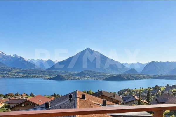 Ferienwohnung in Sigriswil mit Berg- und Seeblick 5
