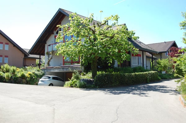 Freistehendes, ruhig gelegenes 7.5-Zimmer-Einfamilienhaus in Moosseedorf 2