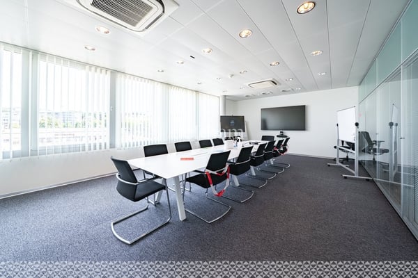 Bureaux modernes d'env. 1370 m2 aux portes de la gare CFF 5