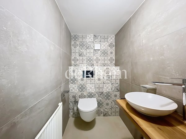 Villa de 1 pièces à louer à Vevey avec jardin et piscine! 4