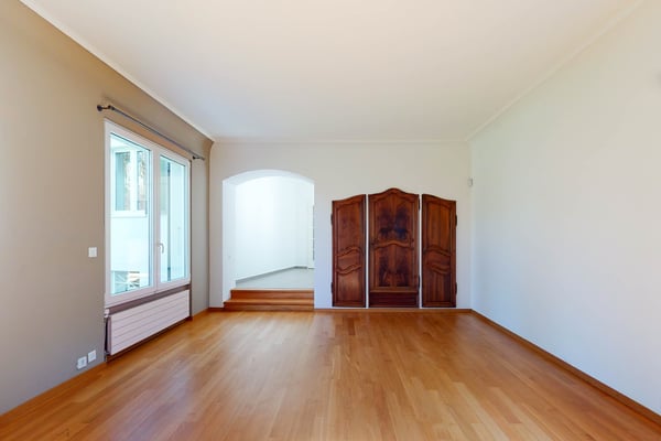 Cadre privilégié : maison individuelle avec belle parcelle arborée 3