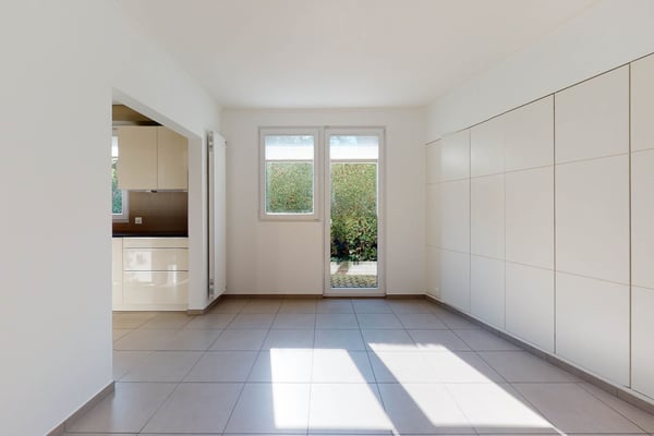 Cadre privilégié : maison individuelle avec belle parcelle arborée 5