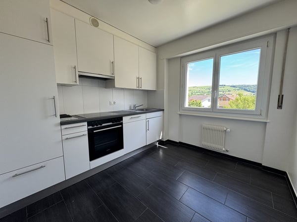 Appartement lumineux avec balcon 2