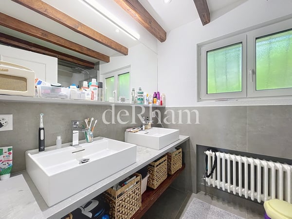 Belle villa individuelle de 6 pièces avec vue panoramique à Grandvaux! 12