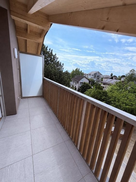 Joli 2.5 pièces, neuf 6