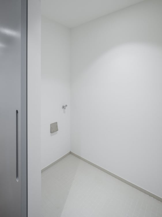 Spacieux 2.5 pièces de 87 m2 au centre-ville 6