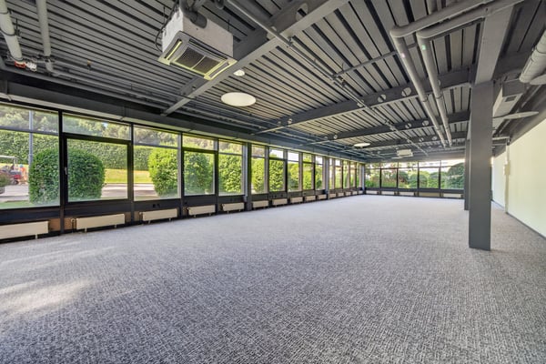 Bureaux rénovés à louer à Saint-Sulpice 6