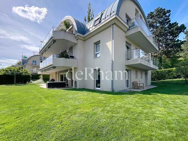 Spacieux appartement de 5.5 pièces avec terrasse et jardin privatif 4