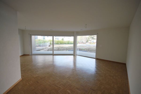 Bel appartement de 3.5 pièces avec jardin privatif! 2