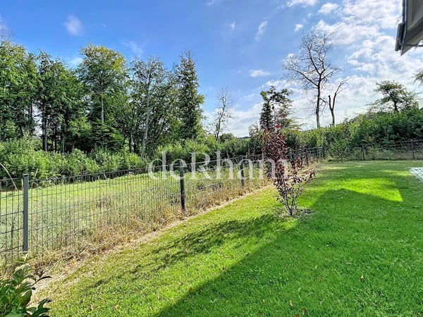 Triplex dexception dans un écrin de verdure au Mont-sur-Lausanne! 10
