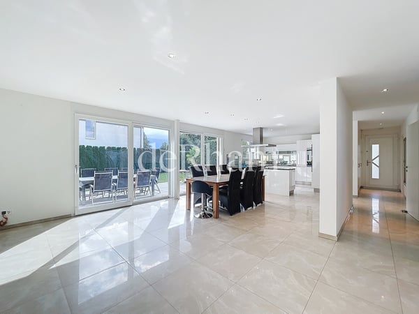 Splendide villa individuelle de 7 pièces en lisère de forêt! 2