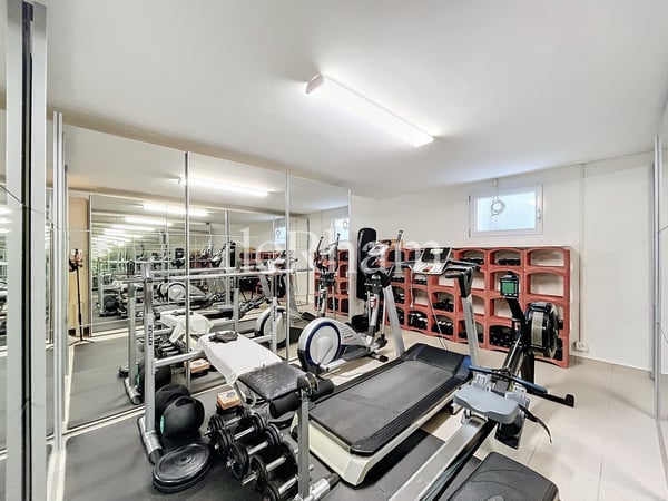 Splendide villa individuelle de 7 pièces en lisère de forêt! 10