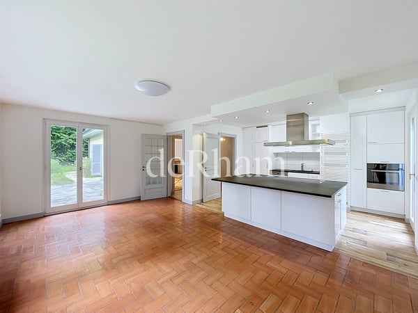 Superbe villa individuelle de 7.5 pièces, proche de toutes commodités! 10