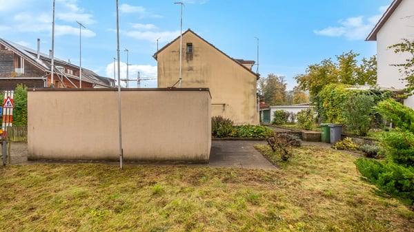 Grundstück mit bestehendem EFH und grossem Potenzial 10