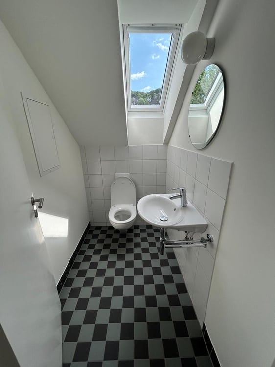 *Urbane Eleganz* 3.5-Zimmer-Wohnung im DG mit Terrasse 12 m2 9