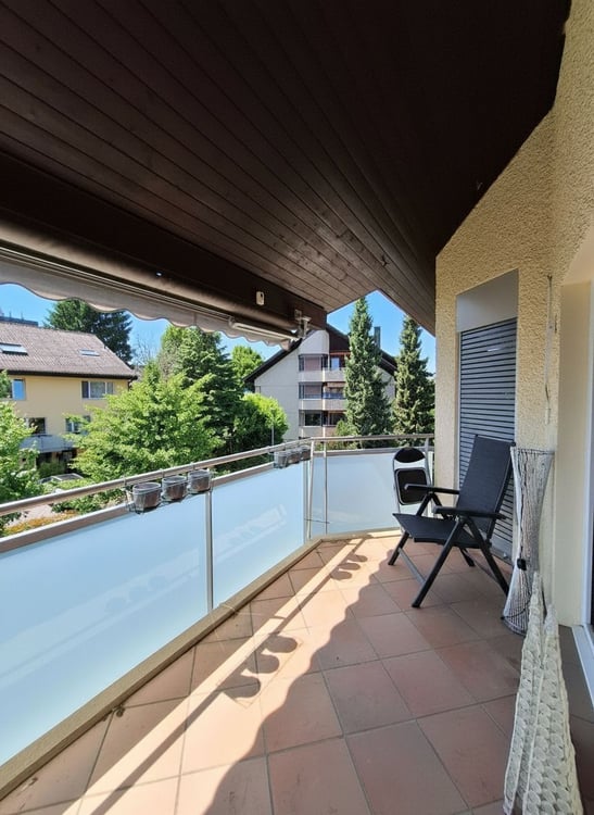 Charmante Maisonettewohnung mit Cheminée und Ausbaupotenzial 5