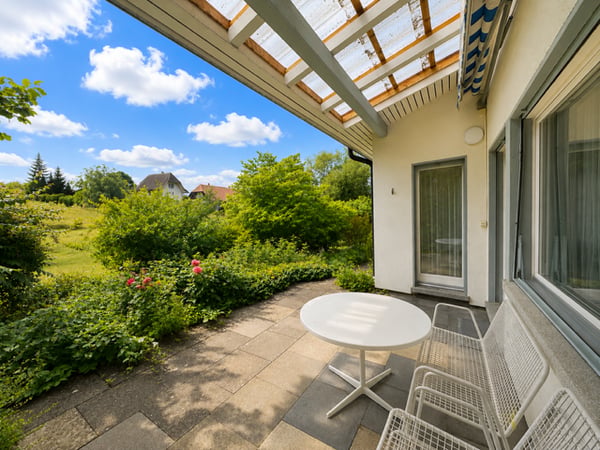 Freistehendes Einfamilienhaus mit viel Potenzial an zentraler, ruhiger Lage in Jegenstorf 19