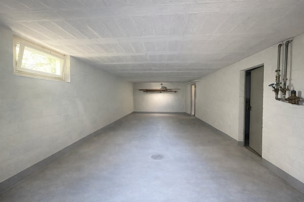 Freistehendes Einfamilienhaus mit viel Potenzial an zentraler, ruhiger Lage in Jegenstorf 16