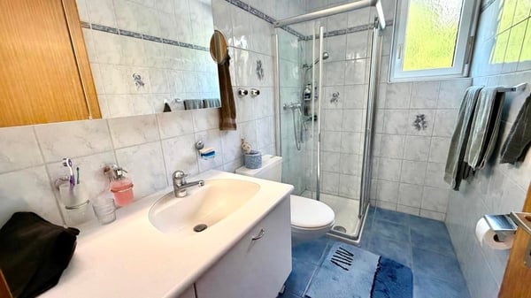 4.5-Zimmer-Wohnung mit Balkon und Garage in Köniz 5