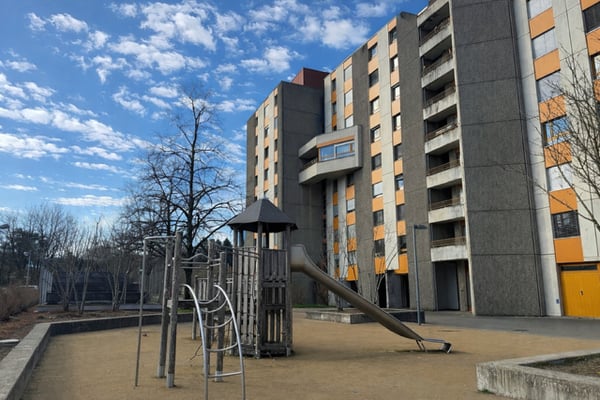 Charmante 3.5-Zimmer-Wohnung mit Balkon im Holenacker-Quartier 11